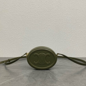 R F W - Chanel Bags - 2332