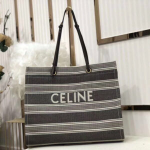 R F W - Chanel Bags - 2504