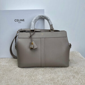 R F W - Chanel Bags - 2615