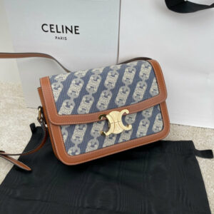 R F W - Chanel Bags - 2610