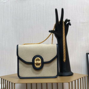 R F W - Chanel Bags - 2461