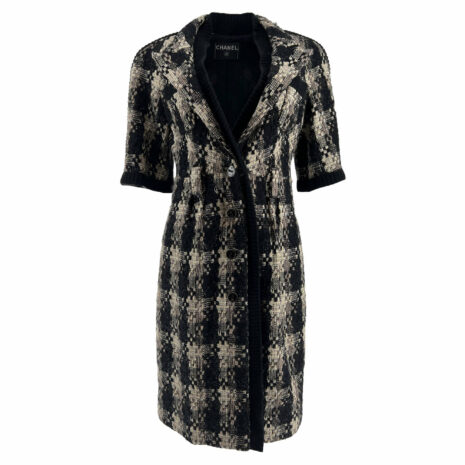 chanel-black-beige-winterdr-1