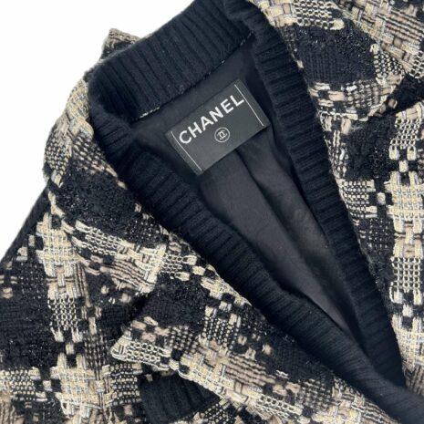 chanel-black-beige-winterdr-3