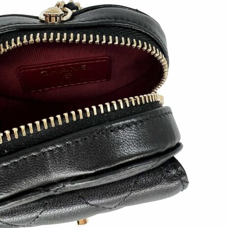 chanel-black-heart-bag-6