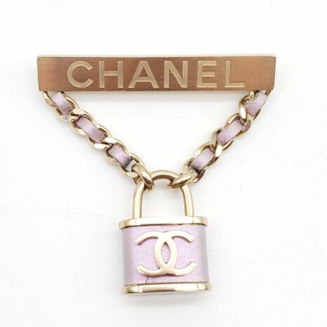 chanel-brooch-or-pin-545054