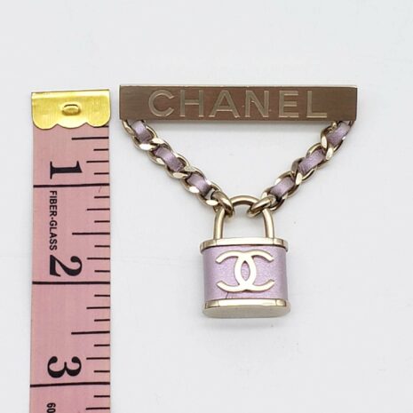 chanel-brooch-or-pin-962321