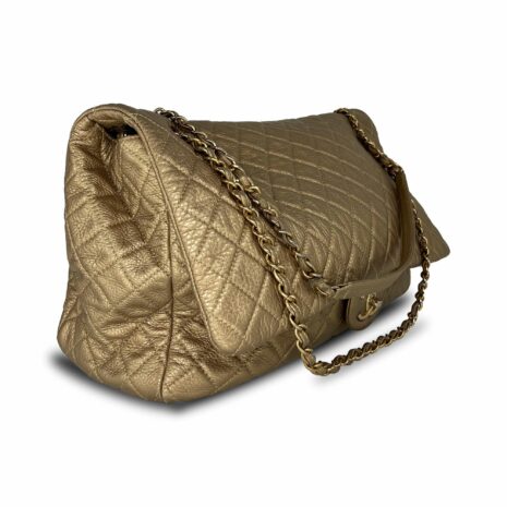 chanel-large-size-gold-2