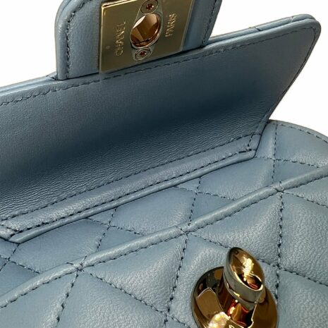 chanel-light-blue-heart-7_82350186-5801-43bb-ac65-c16584eb8df8