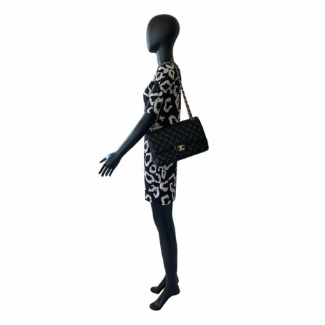 chaneljumboclassiclambskin_1