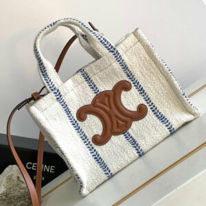 R F W - Chanel Bags - 526