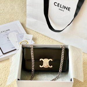 R F W - Chanel Bags - 646