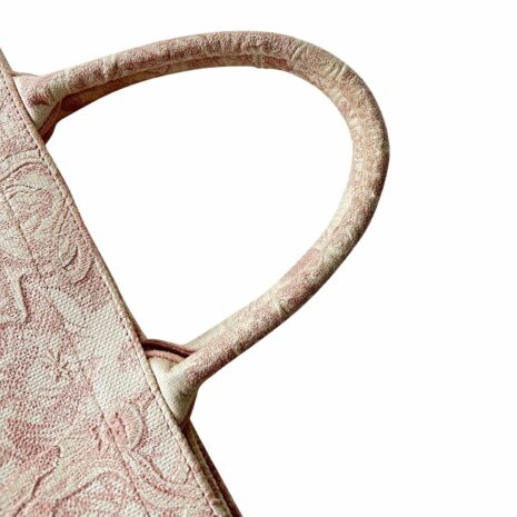 diorbooktote_8