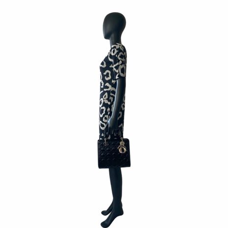 diorladydiorblackmedium_10