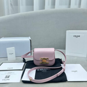 R F W - Chanel Bags - 644