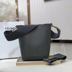 R F W - Chanel Bags - 2551