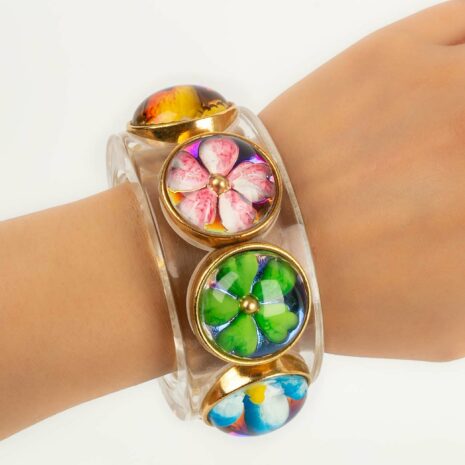 e69364aed497bef10de79364eda50f74