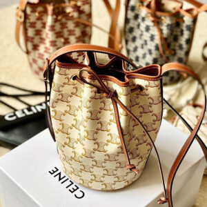 R F W - Chanel Bags - 554