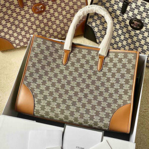 R F W - Chanel Bags - 559