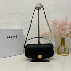 R F W - Chanel Bags - 1547