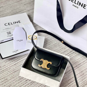 R F W - Chanel Bags - 511