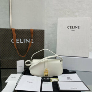 R F W - Chanel Bags - 2443