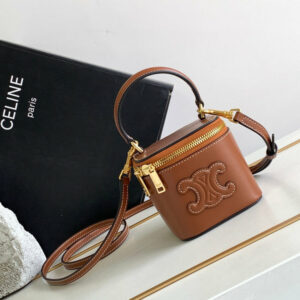 R F W - Chanel Bags - 886