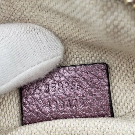 gucci-gg-soho-small-crossbody-bag-191597
