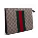 gucci-gg-supreme-web-toiletery07
