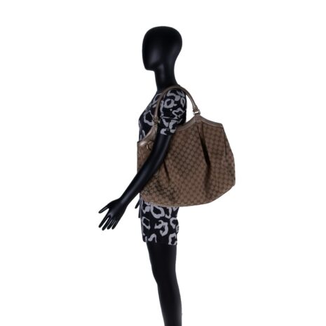 gucci-hobo-gg-canvas02