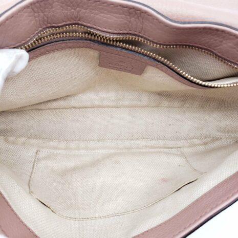 gucci-soho-on-chain-crossbody-bag-674135
