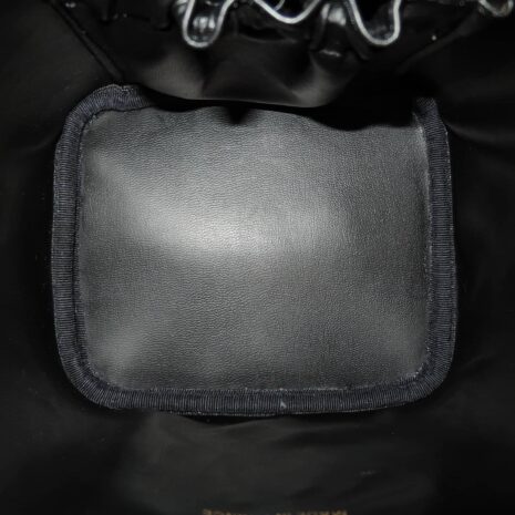 handtasche-chanel-cc-cosmetic-case-black-caviar-34599212122339