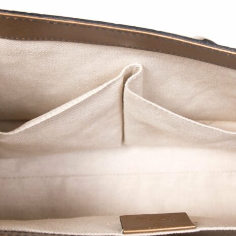 pockets_bae34bfc-f2ea-494d-8675-f268ed75b5fa