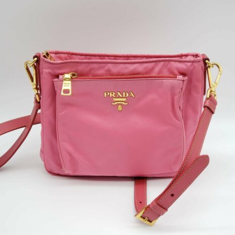 prada-tessuto-nylon-messenger-crossbody-bag-120434