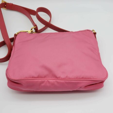 prada-tessuto-nylon-messenger-crossbody-bag-682397