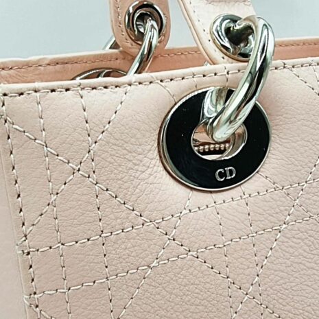 second-hand-dior-lady-dior-pink-leather-medium-136046