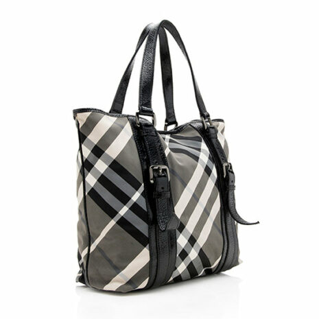 Burberry-Beat-Check-Victoria-Tote_109024_right_angle_0_parent