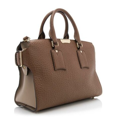Burberry-Leather-Clifton-Medium-Tote_108312_right_angle_0_parent