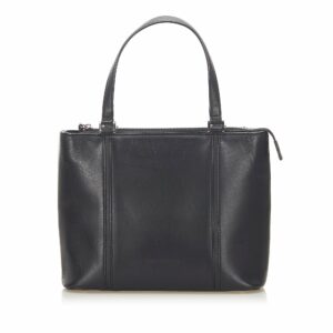 Burberry Leather Handbag (SHG-18818)