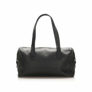 Burberry Leather Shoulder Bag (SHG-15425)
