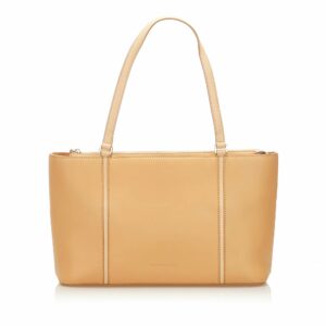 Burberry Leather Tote Bag (SHG-18403)