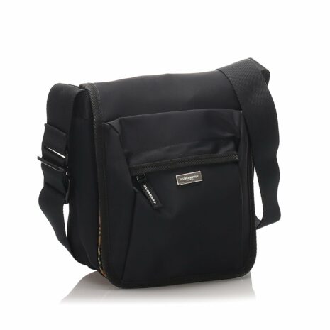 Burberry-Nylon-Crossbody-Bag_115229_right_angle_0_parent