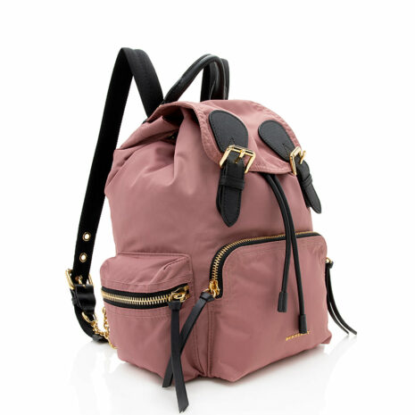 Burberry-Nylon-Medium-Rucksack-Backpack_125563_right_angle_0_parent_157dc8ff-e08a-4b6e-ade1-11b1d657f7e2