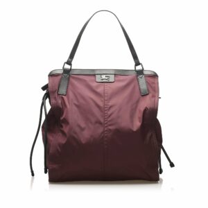 Burberry Nylon Tote Bag (SHG-11741)