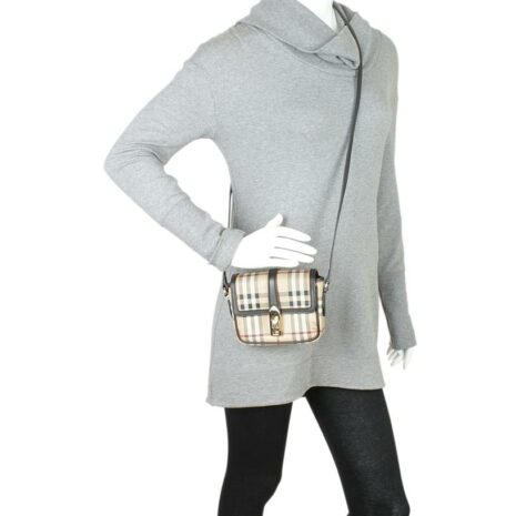 burberry-berkeley-mini-haymarket-check-176995-beige-coated-canvas-cross-body-bag-1-0-960-960_e0dca5d8-2c2d-4c1b-a384-8a341509bf8f