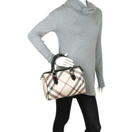 burberry-bowler-supernova-check-176996-beige-canvas-satchel-1-0-960-960_1e9bdbc7-6ea5-4413-a3e4-98005be9bce0