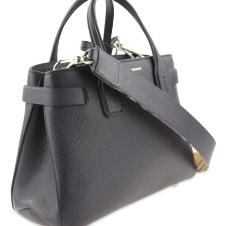 burberry-derby-small-banner-regency-blue-leather-tote-1-1-960-960_ecea6430-d56f-49c8-a226-7386511f3b76