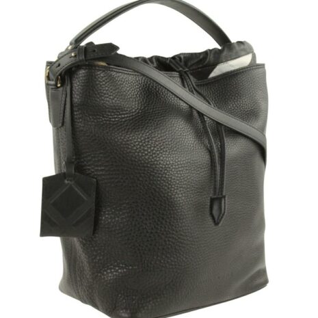 burberry-medium-ashby-black-leather-hobo-bag-1-1-960-960_18f09e4c-80f3-48d6-b00f-ff0052eb3755