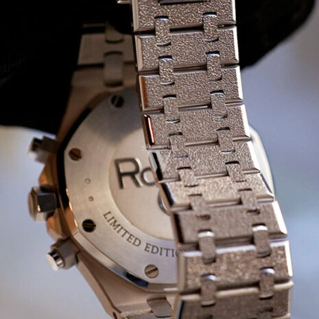 Audemars Piguet Royal Oak 41 Chronograph White Gold Black Dial Watch 26331BC.GG.1224BC.03 Japan Limited Edition