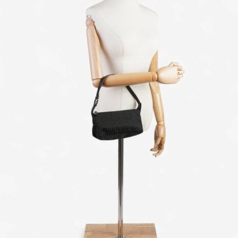 BKM68692_0-Photoroom