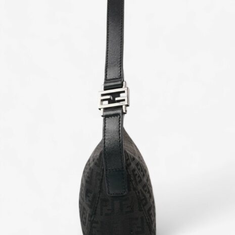 BKM68692_2-Photoroom